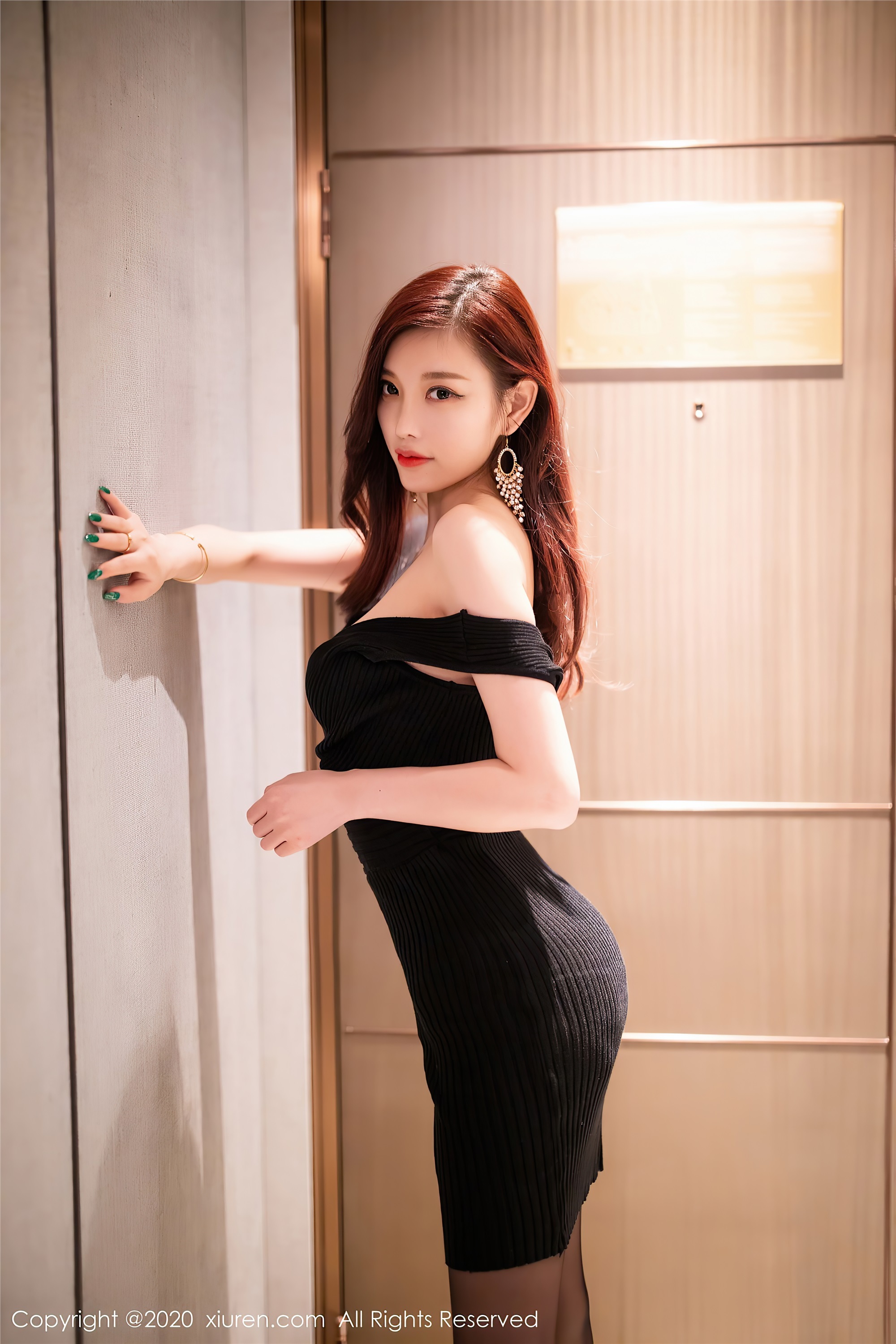 XIUREN秀人网 2020.10.27 No.2704 杨晨晨sugar